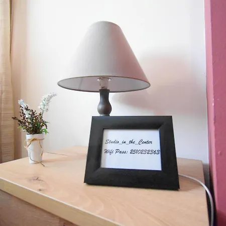 Center 2 * カヴァラ