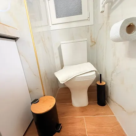 Center 2 * Kavala