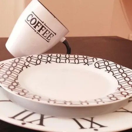 Center 2 アパート *