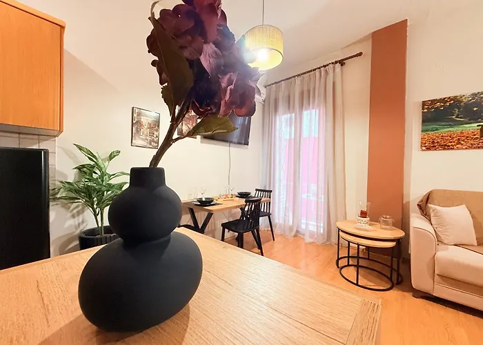 Center Studio 2