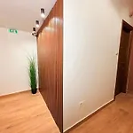 Apartament Center Studio 2 *