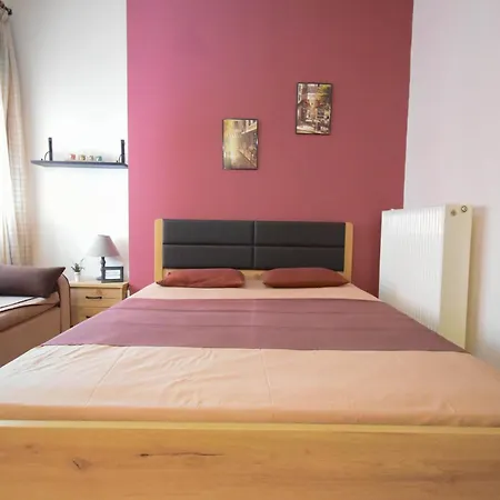 Appartement Center 2 *